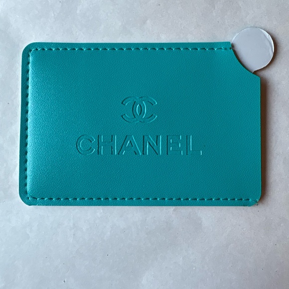 π³ πͺπ³ CHANEL CARD CASE WITH MIRROR π³πͺπ³ NWOT πͺπ³πͺ - Picture 1 of 16